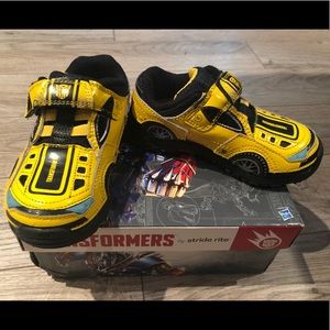stride rite bumblebee shoes
